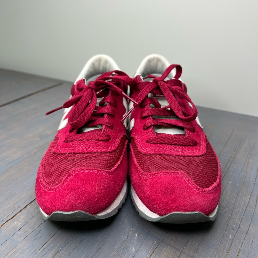 New Balance 620's Raspberry Size 6 - Picture 2 of 8